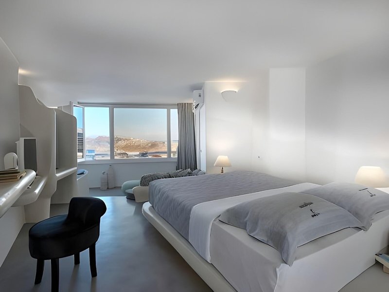Suites of the Gods 36
