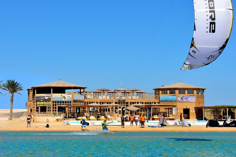 The Breakers Diving & Surfing Lodge 4