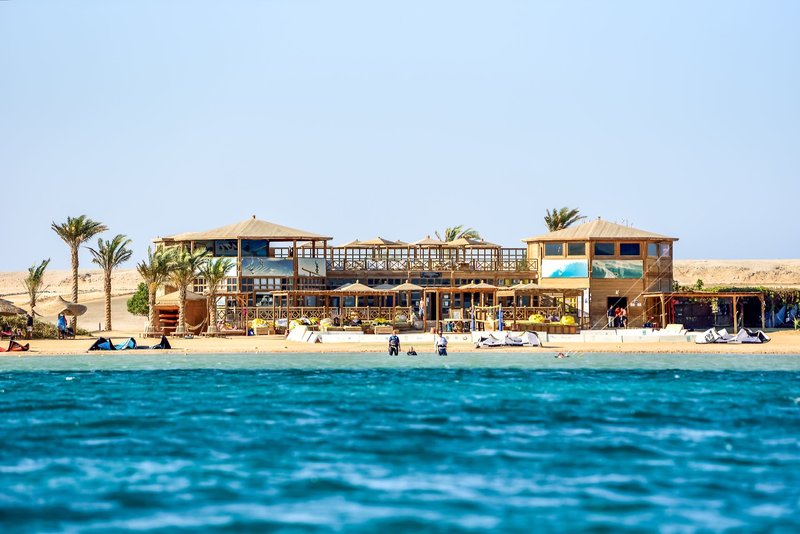 The Breakers Diving & Surfing Lodge 12