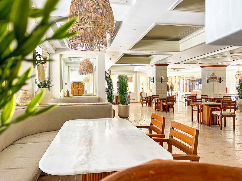 The Breakers Diving & Surfing Lodge 8 - Restaurant
