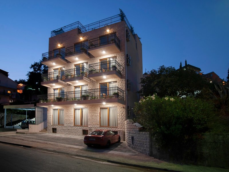 Hotel Twelve 4