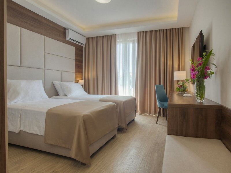 Hotel Twelve 32