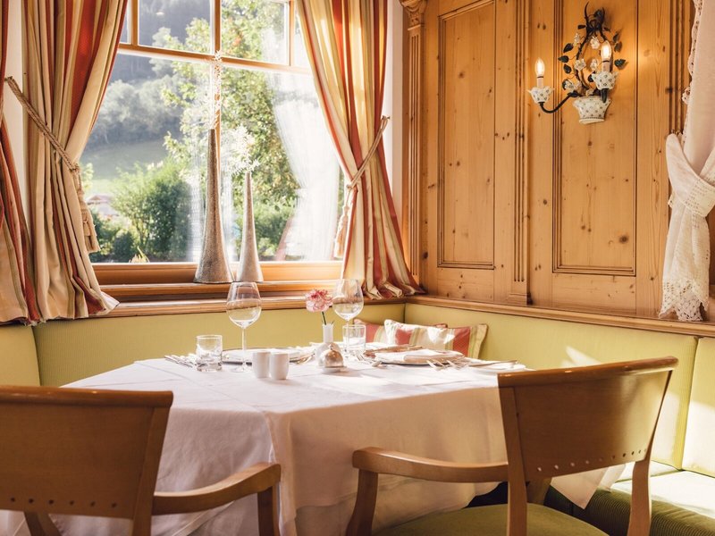 Alpenpalace Luxury Hideaway & Spa Retreat 32