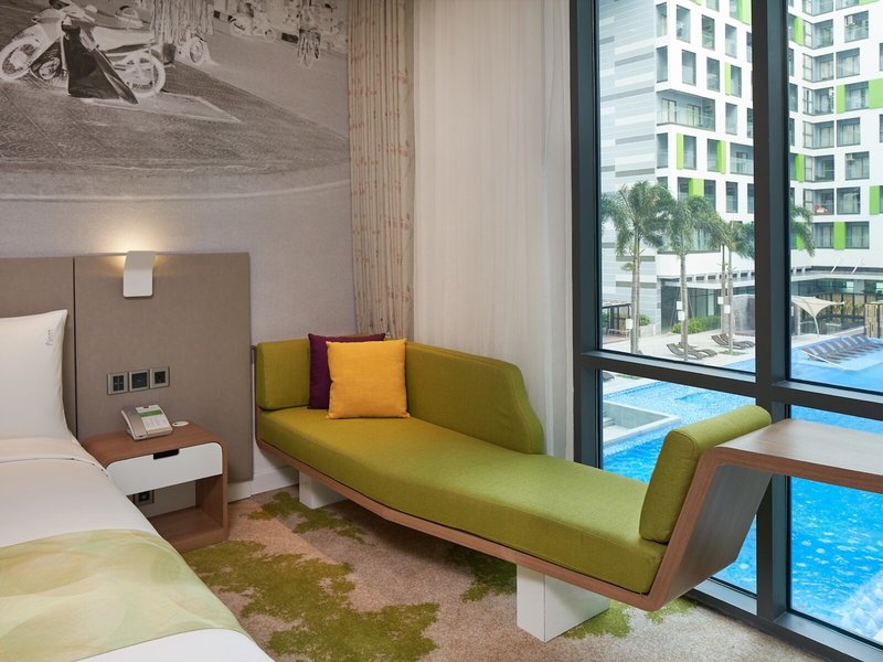 Holiday Inn & Suites Saigon Airport 24