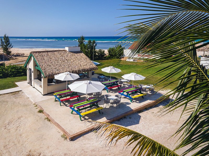 Ocean Coral Spring 22