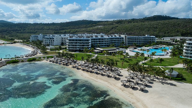 Ocean Coral Spring, Jamaica 5