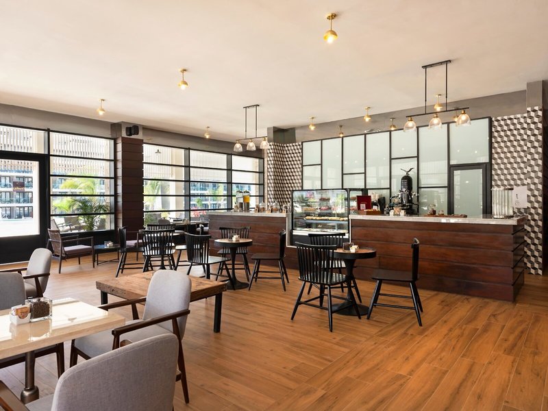 Ocean Coral Spring, Jamaica 16