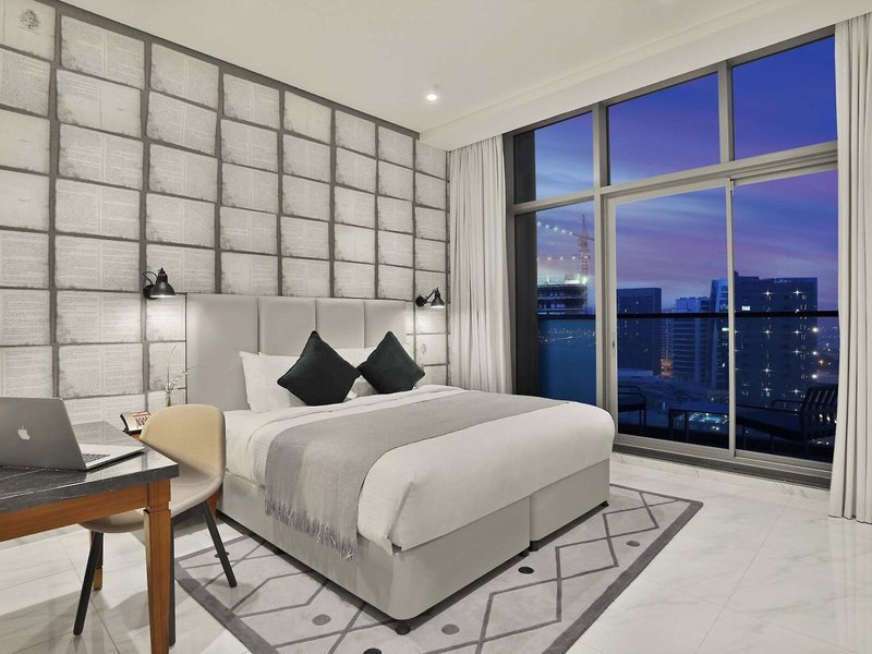 Millennium Atria Business Bay 40