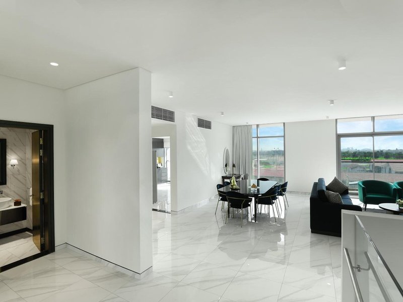Millennium Atria Business Bay 43
