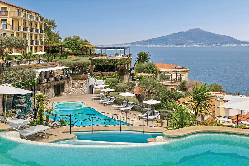 Grand Hotel Capodimonte 1