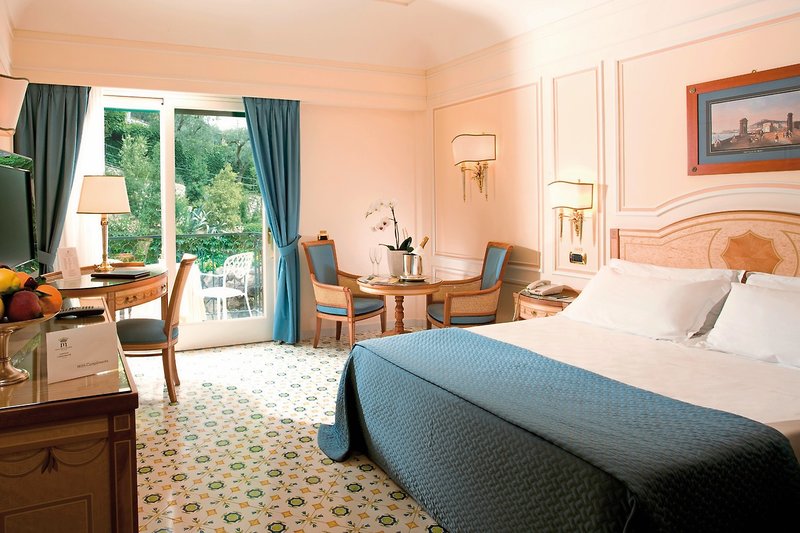 Grand Hotel Capodimonte 7