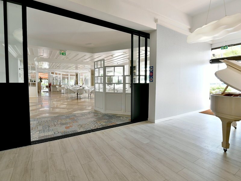 Radisson Hotel Saint-Denis 43