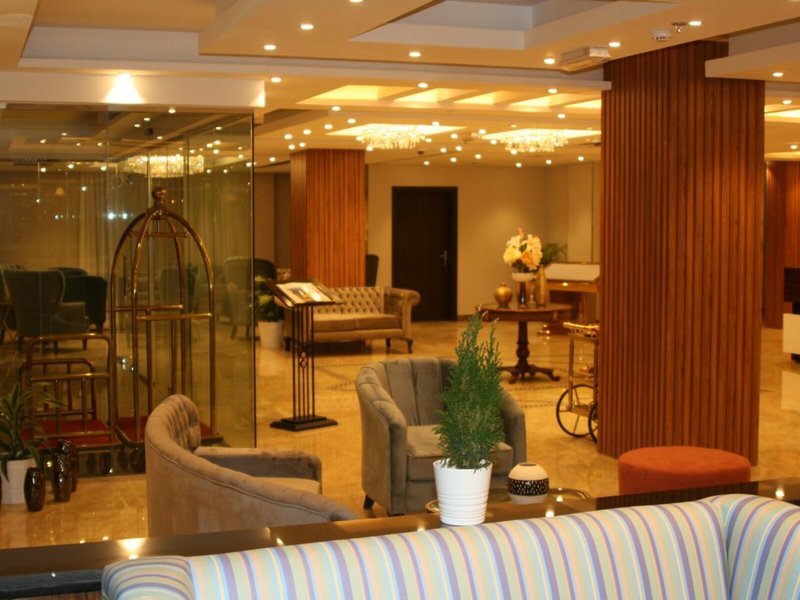 The Secure Inn Hotel 9