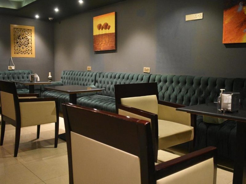 The Secure Inn Hotel 11