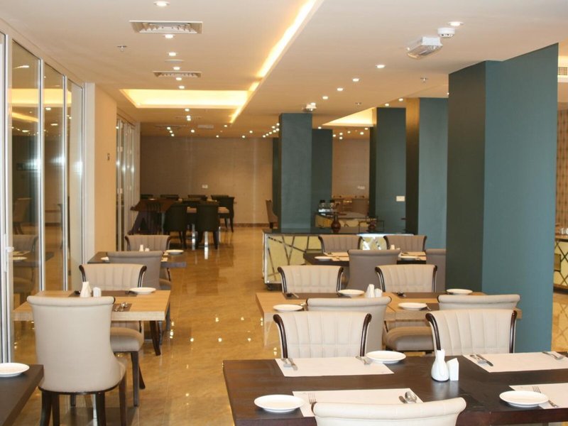 The Secure Inn Hotel 17