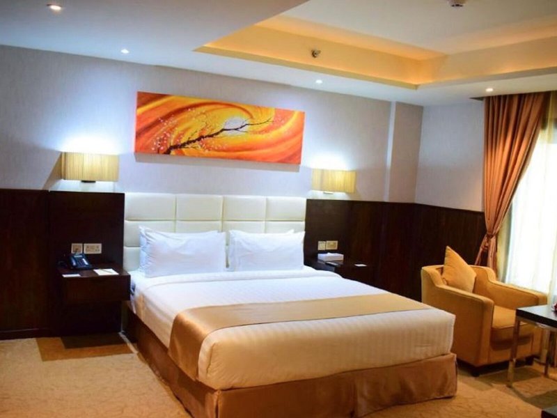 The Secure Inn Hotel 24