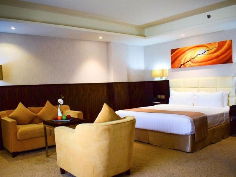 The Secure Inn Hotel 28