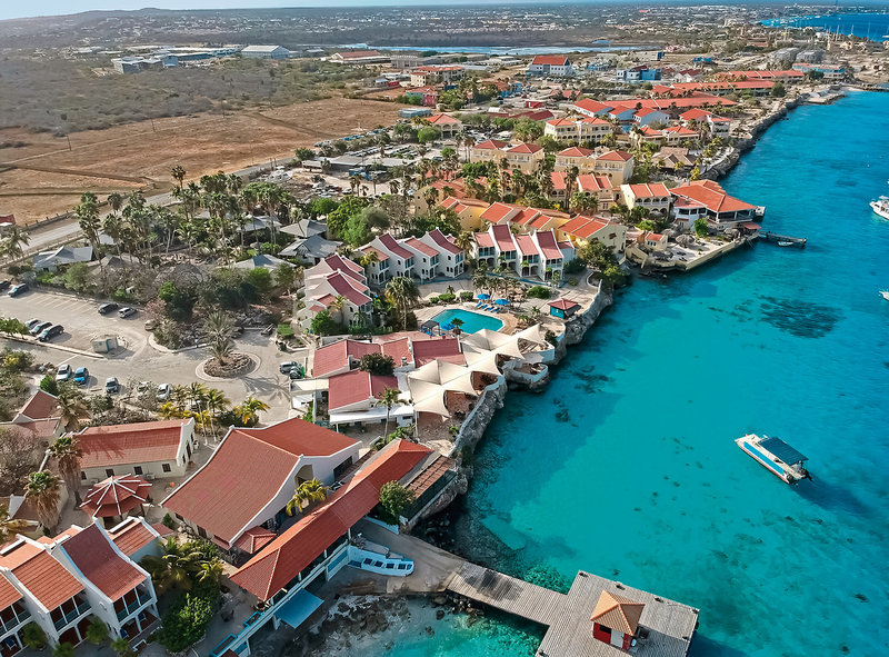 Captain Don's Habitat 1