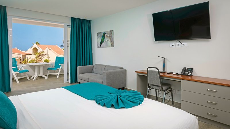 Captain Don's Habitat 12