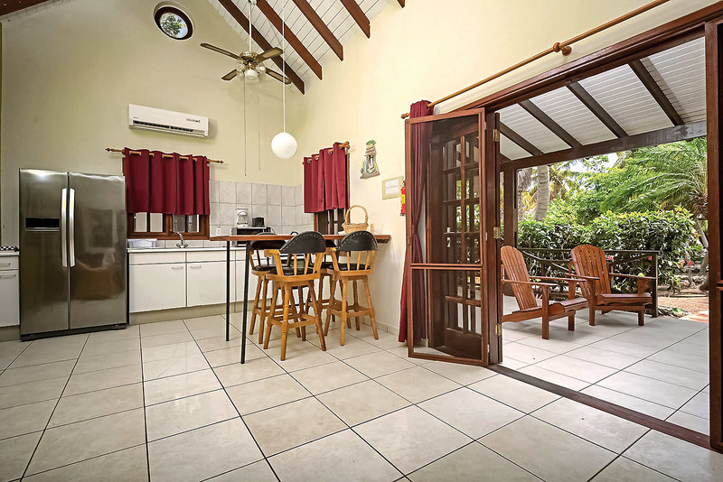 Captain Don's Habitat 21