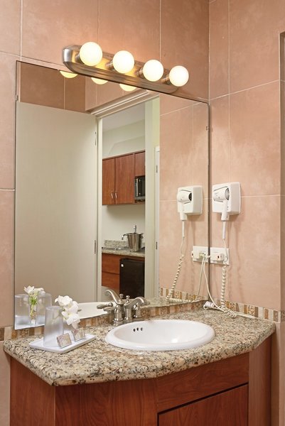 Captain Don's Habitat 26