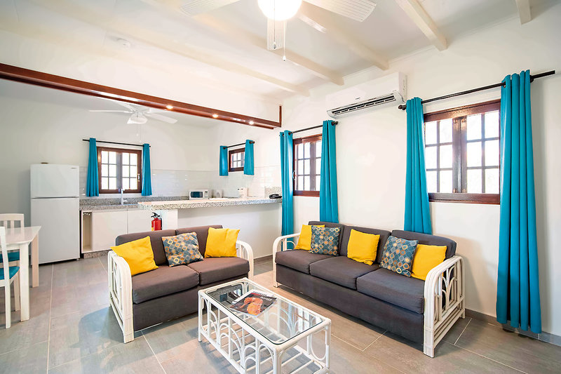 Captain Don's Habitat 30