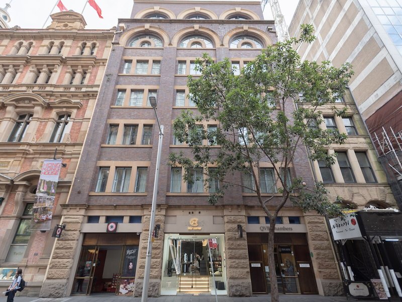 Sydney Hotel QVB 4