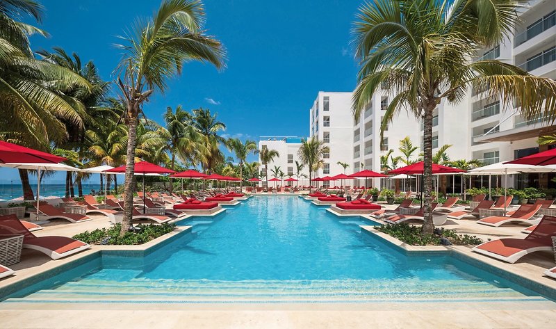 S Hotel Jamaica 2
