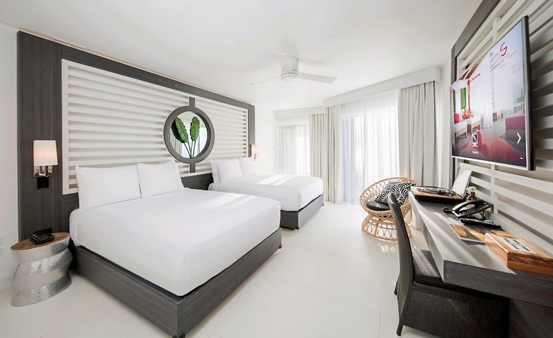 S Hotel Jamaica 21