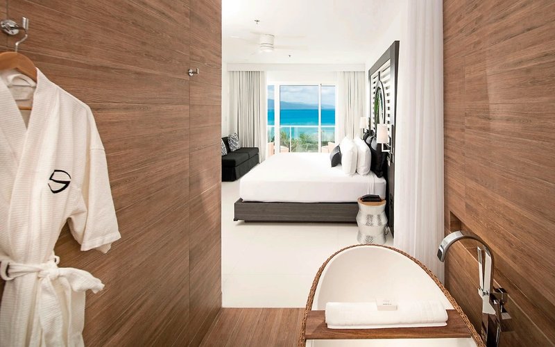 S Hotel Jamaica 27