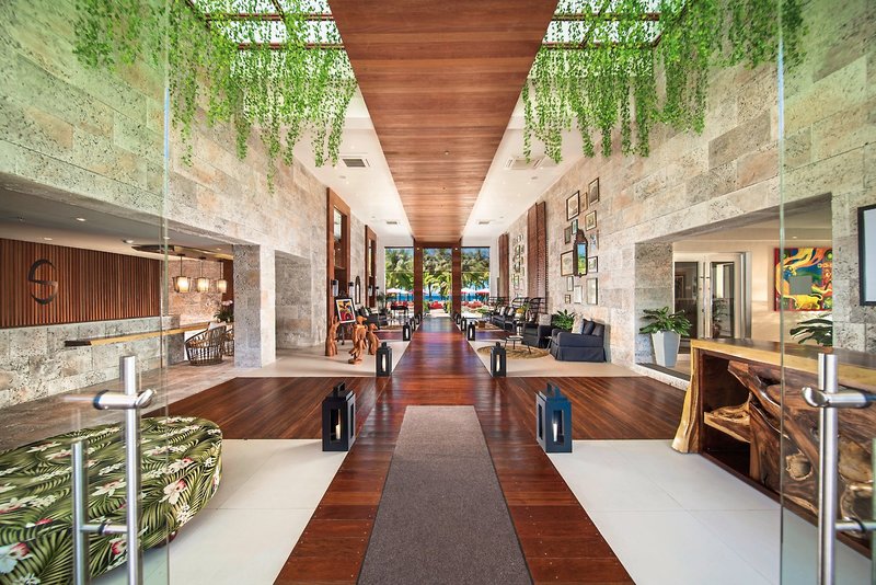 S Hotel Jamaica 44