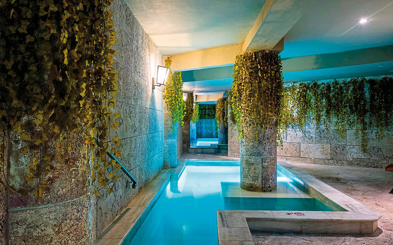 S Hotel Jamaica 31