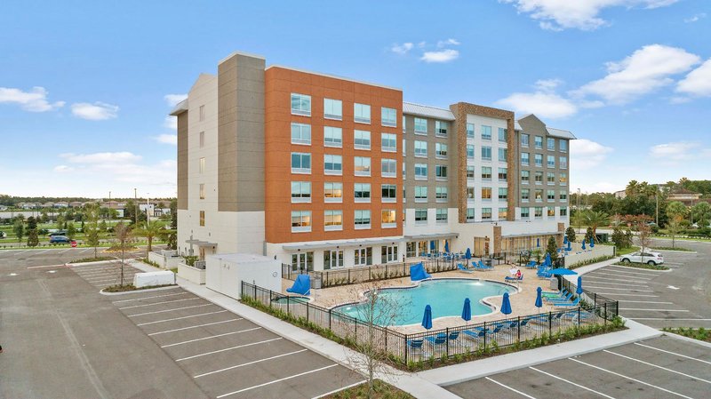 Holiday Inn Express & Suites Orlando - Lake Buena Vista
