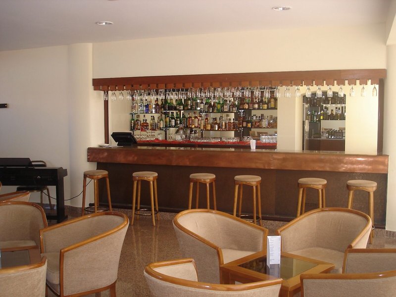 Caravelas 37