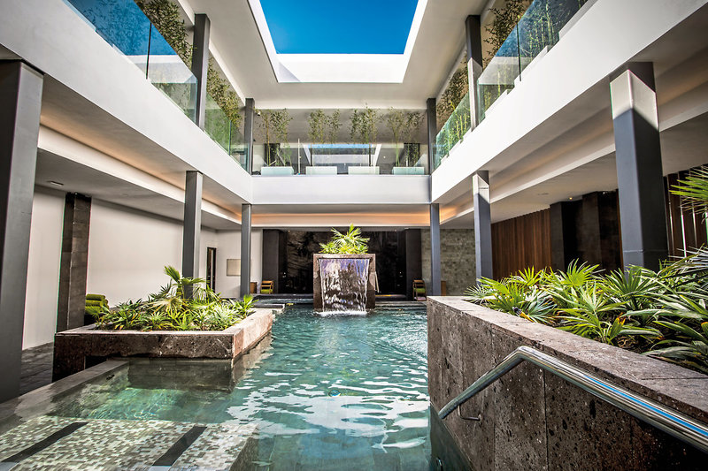 Majestic Elegance Costa Mujeres 9