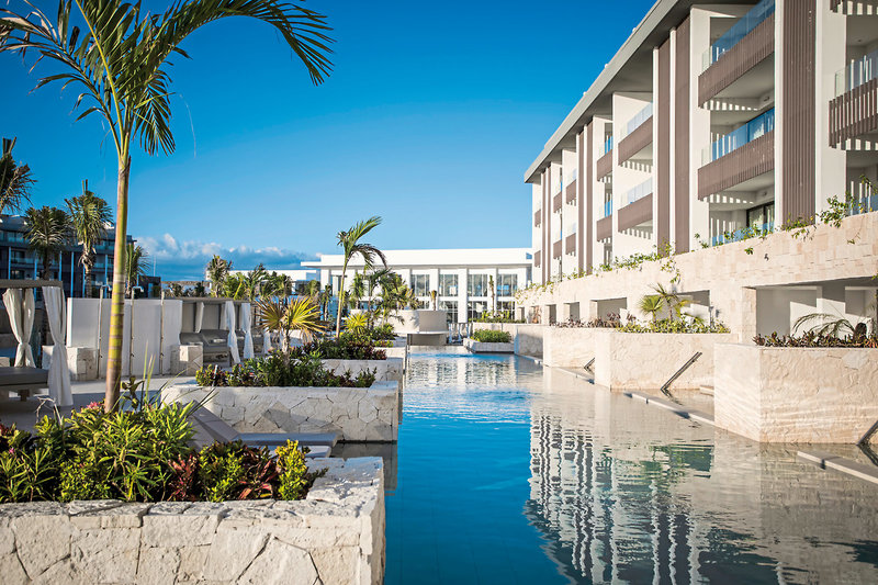 Majestic Elegance Costa Mujeres 5