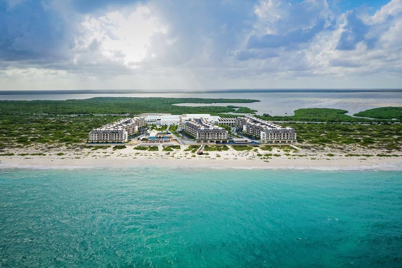 Majestic Elegance Costa Mujeres 7