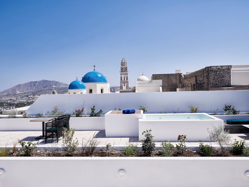 Katikies Garden Santorini 38