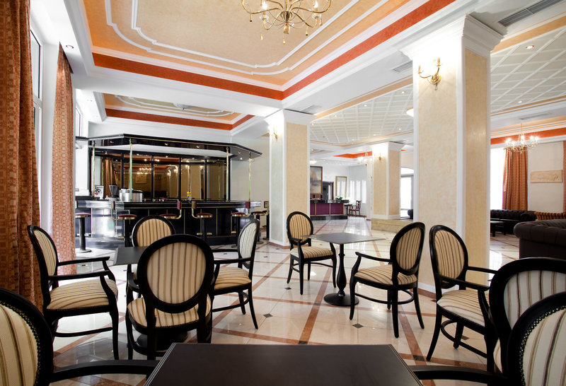 Achillion Palace 14