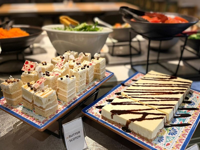 Studio M Arabian Plaza 12