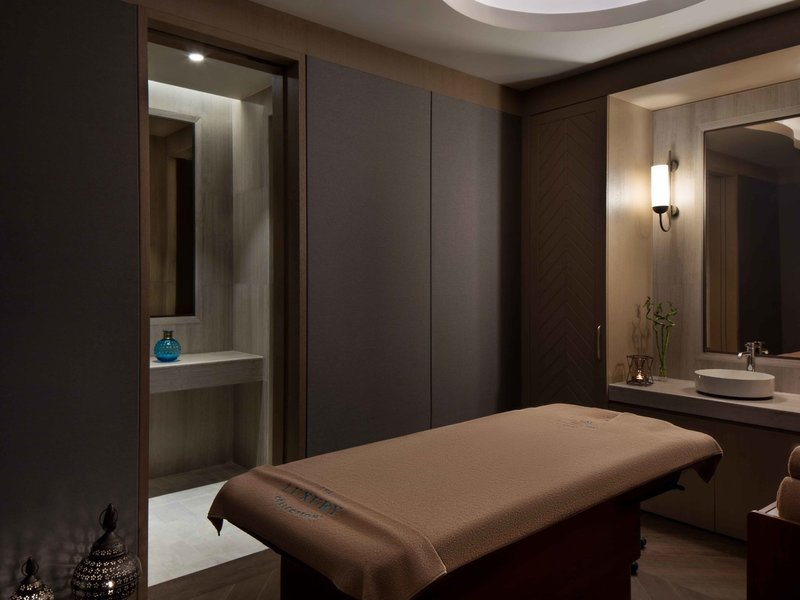 Reges A Luxury Collection Resort and SPA 32