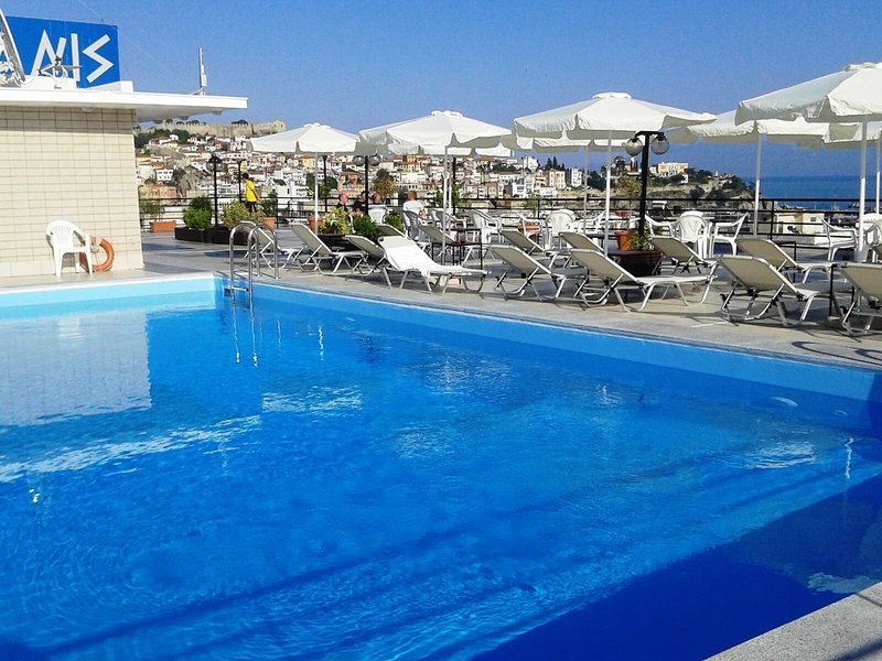 Oceanis 9 - Outdoor Pool