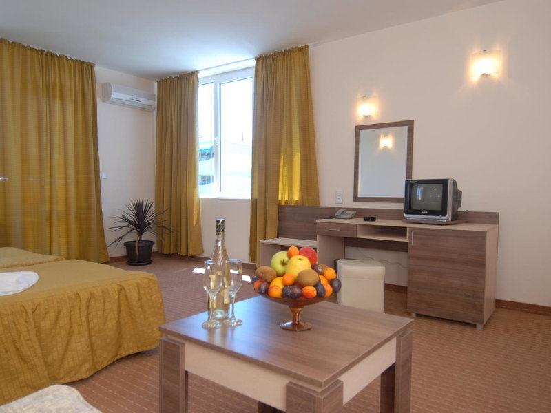 Esperanto Hotel 14