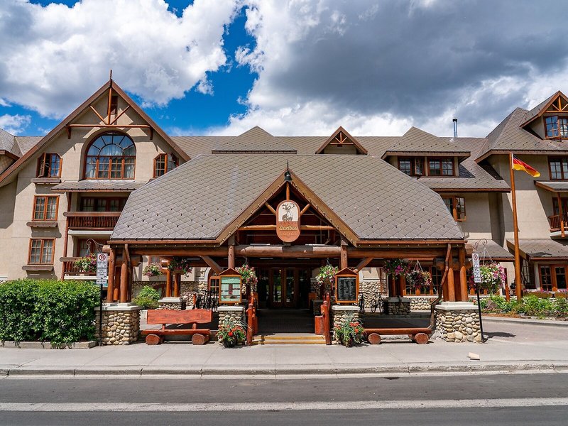 Banff Caribou Lodge & Spa 1