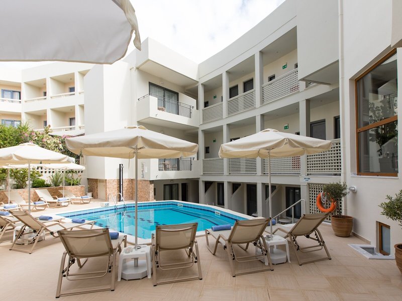 Anita Beach Hotel 7
