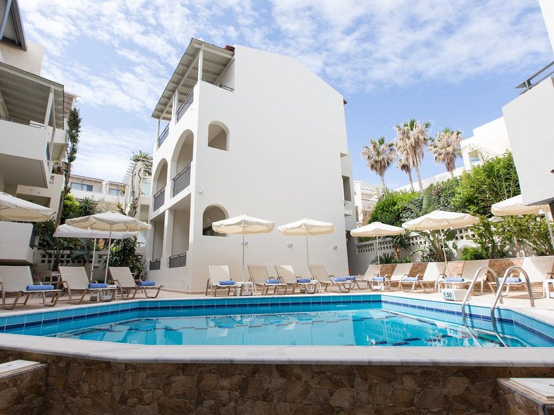 Anita Beach Hotel 10