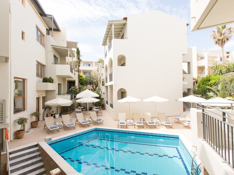 Anita Beach Hotel 11