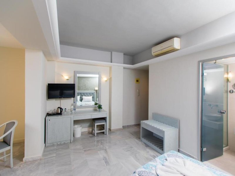 Anita Beach Hotel 28