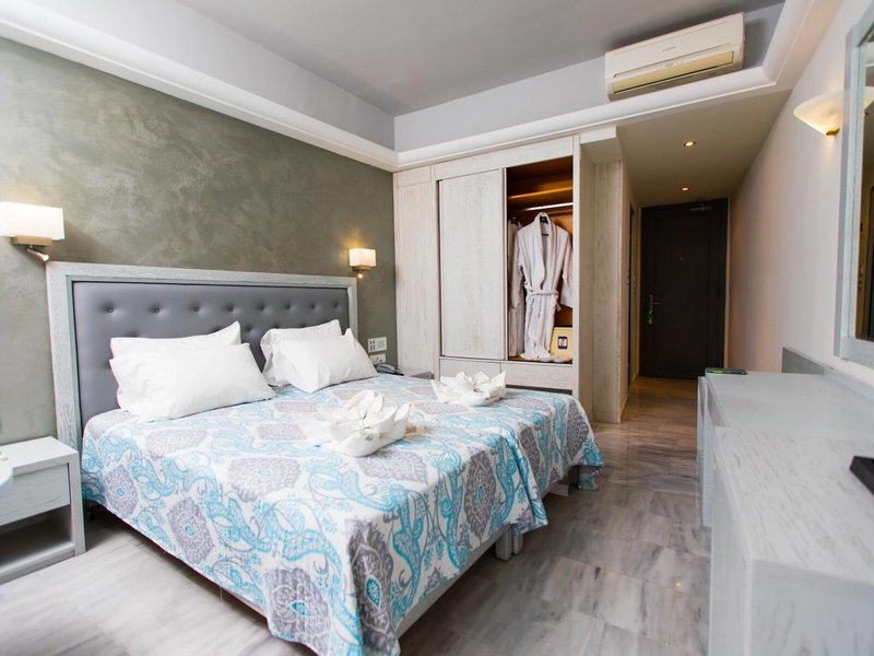 Anita Beach Hotel 31