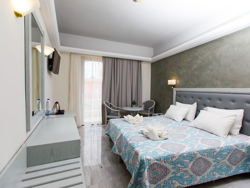 Anita Beach Hotel 33